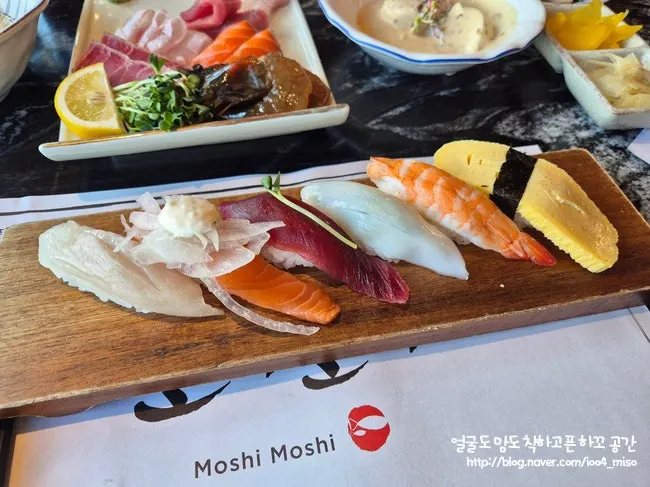 Six pieces of A Course sushi