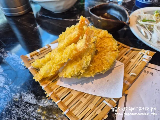 Shrimp, kabocha squash, and eggplant tempura