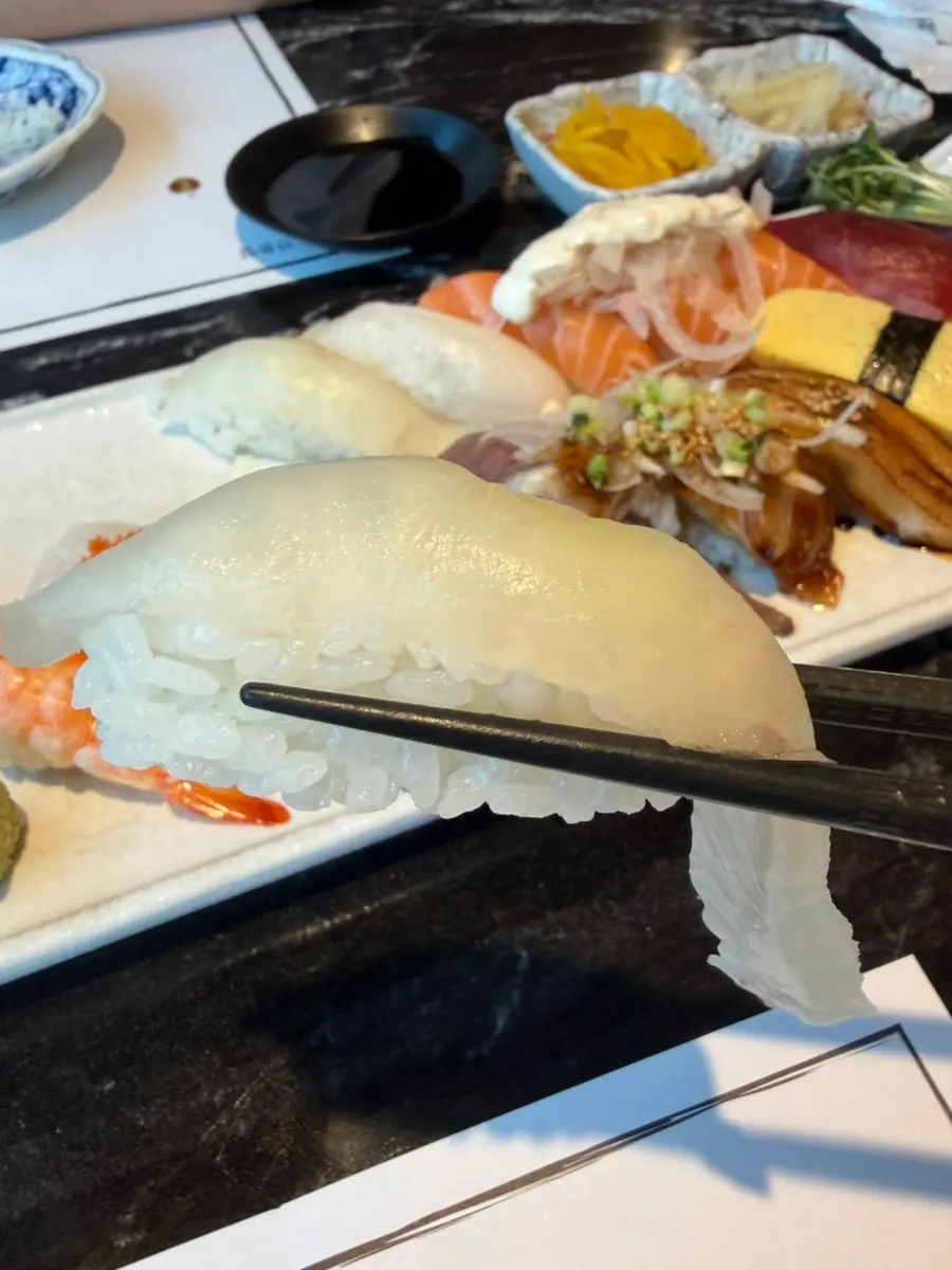 Nigiri that let the fish flavor come through