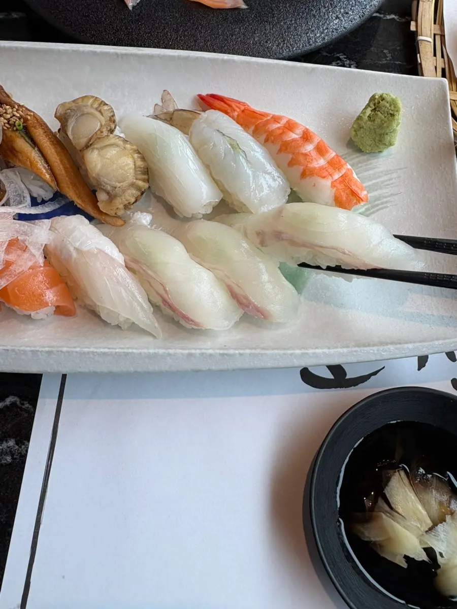 Plate of crispy shrimp tempura