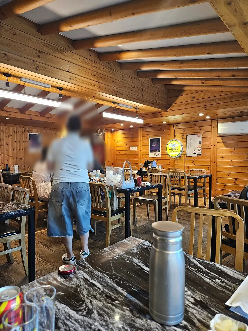Interior atmosphere at Moshi Moshi PNU Branch