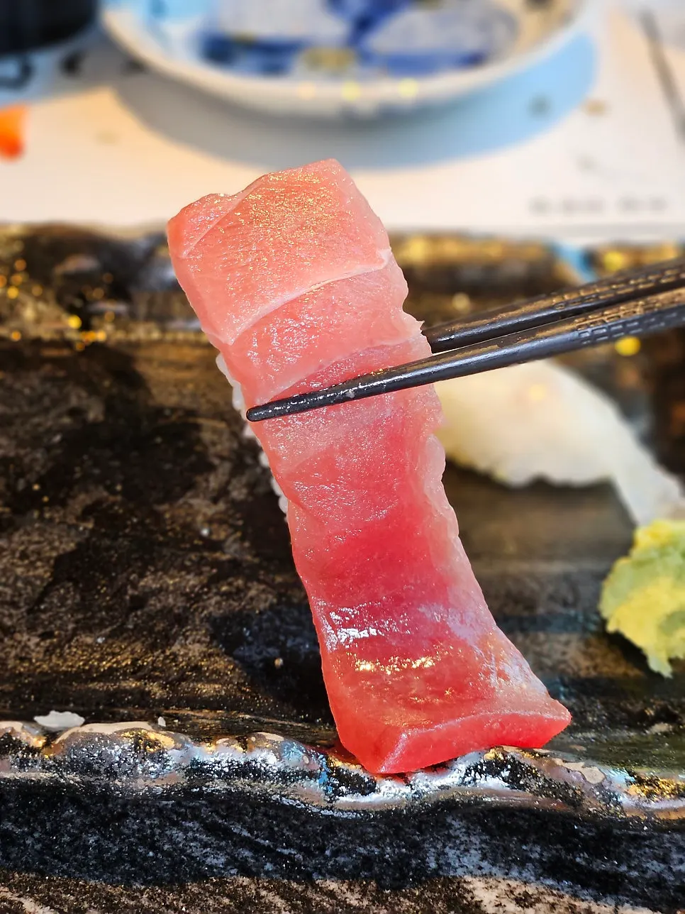 Sushi showing the pairing of shari and neta