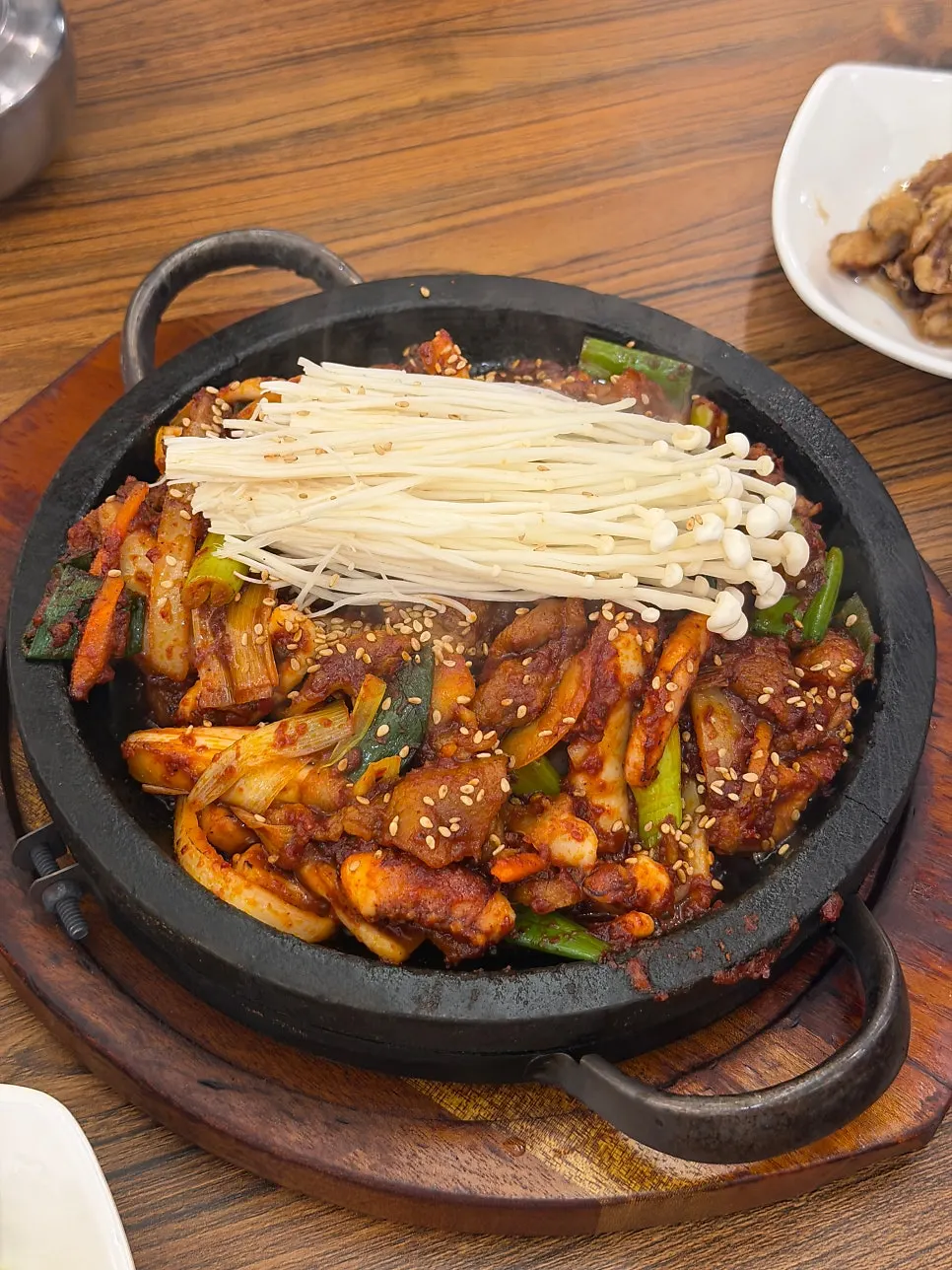 직화 오·제볶음 2인분 돌판