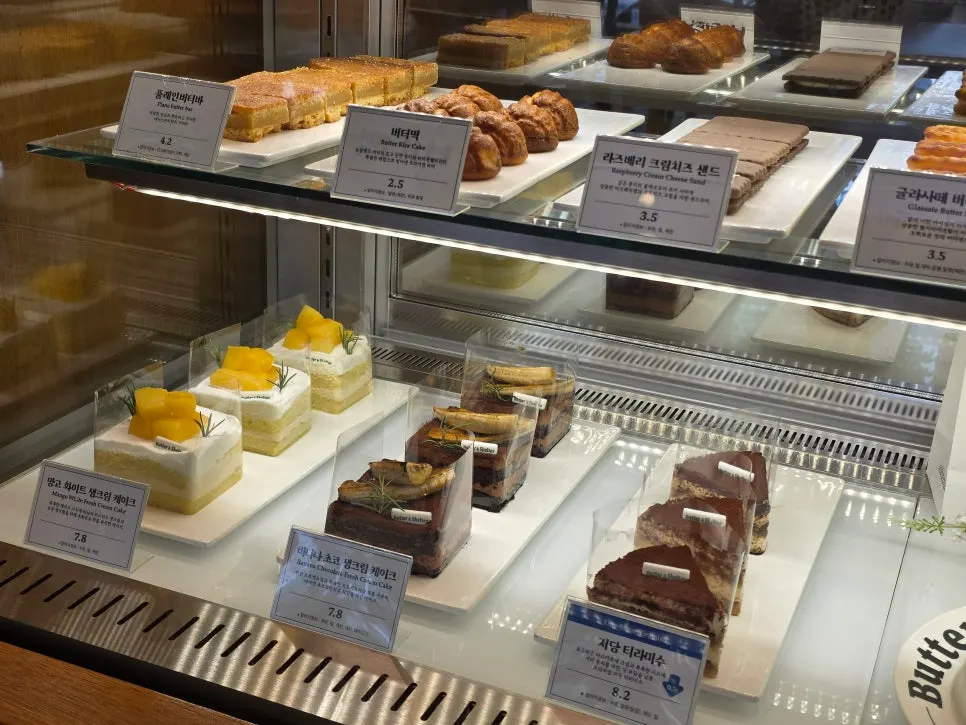 Butter sands lined up in the display case