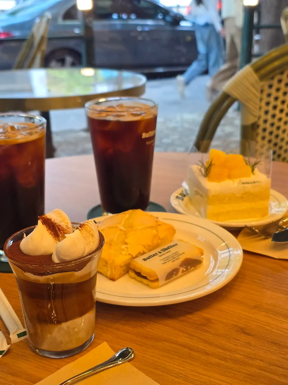 Mango cake and coffee on the table