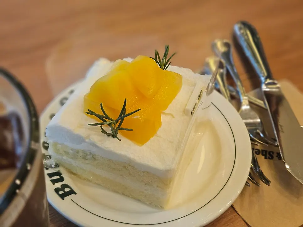 Cross-section of butter sand with handmade caramel filling