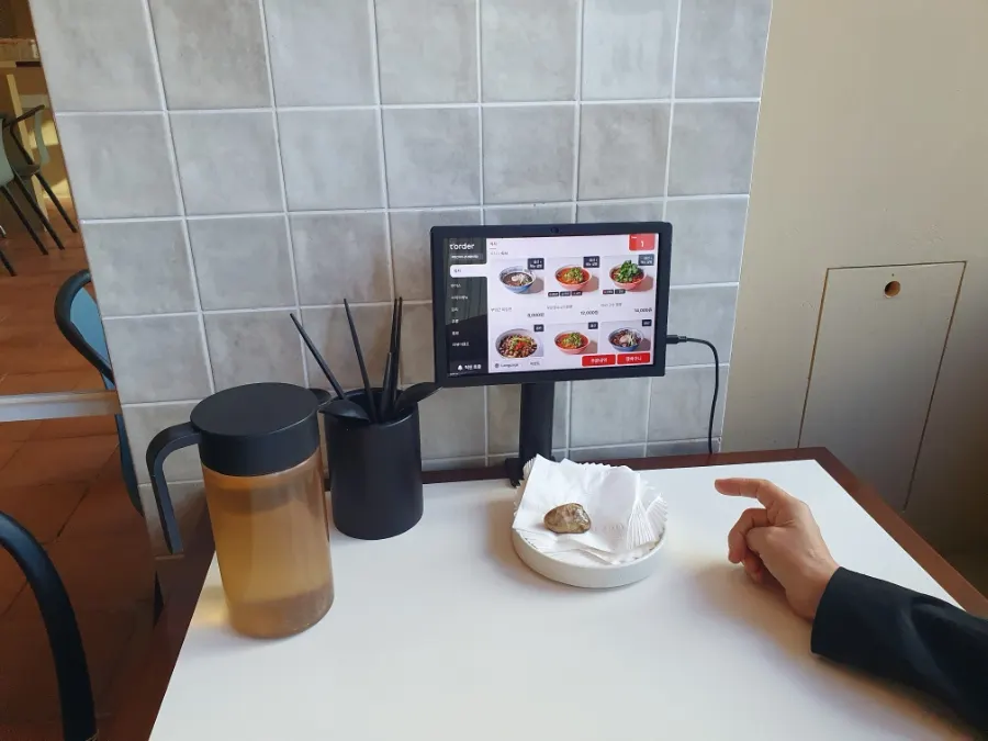 Tablet ordering screen on the table
