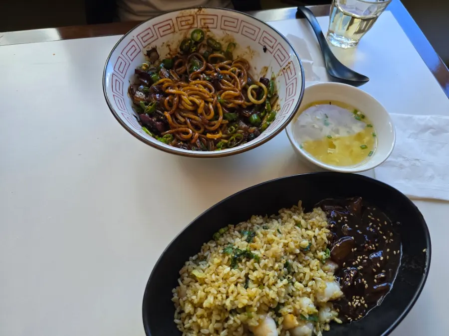 Color contrast of shrimp fried rice and jjajang sauce