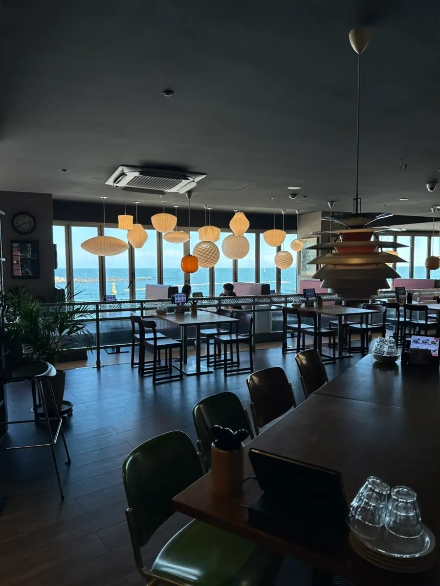 View of the Haeundae sea out the window after finishing the meal