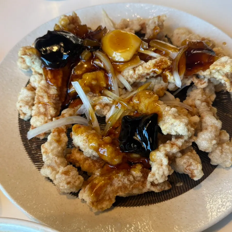 Black vinegar tangsuyuk topped with sauce