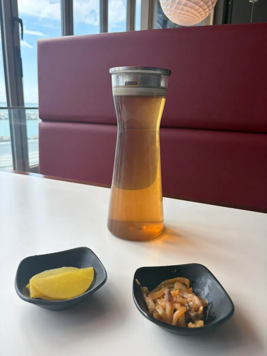 Full spread of the weekday lunch set