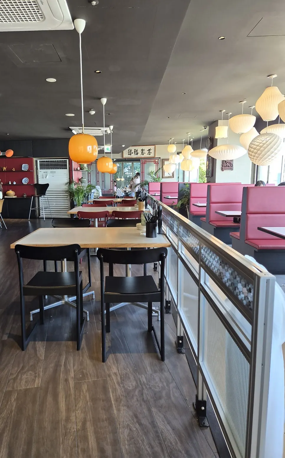 Clean Chinese restaurant interior