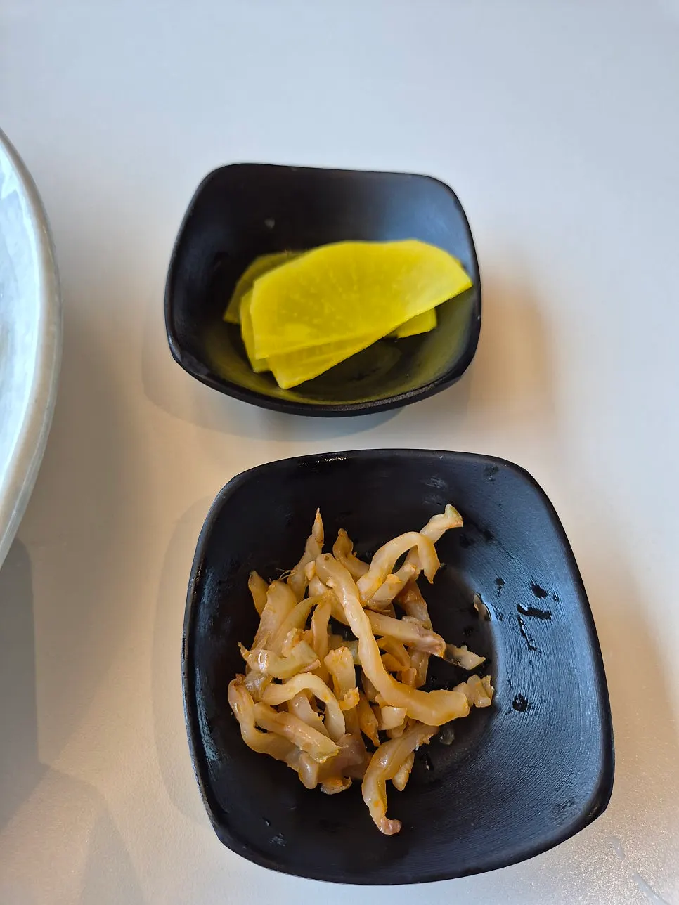 Basic side dishes: danmuji and jjacai
