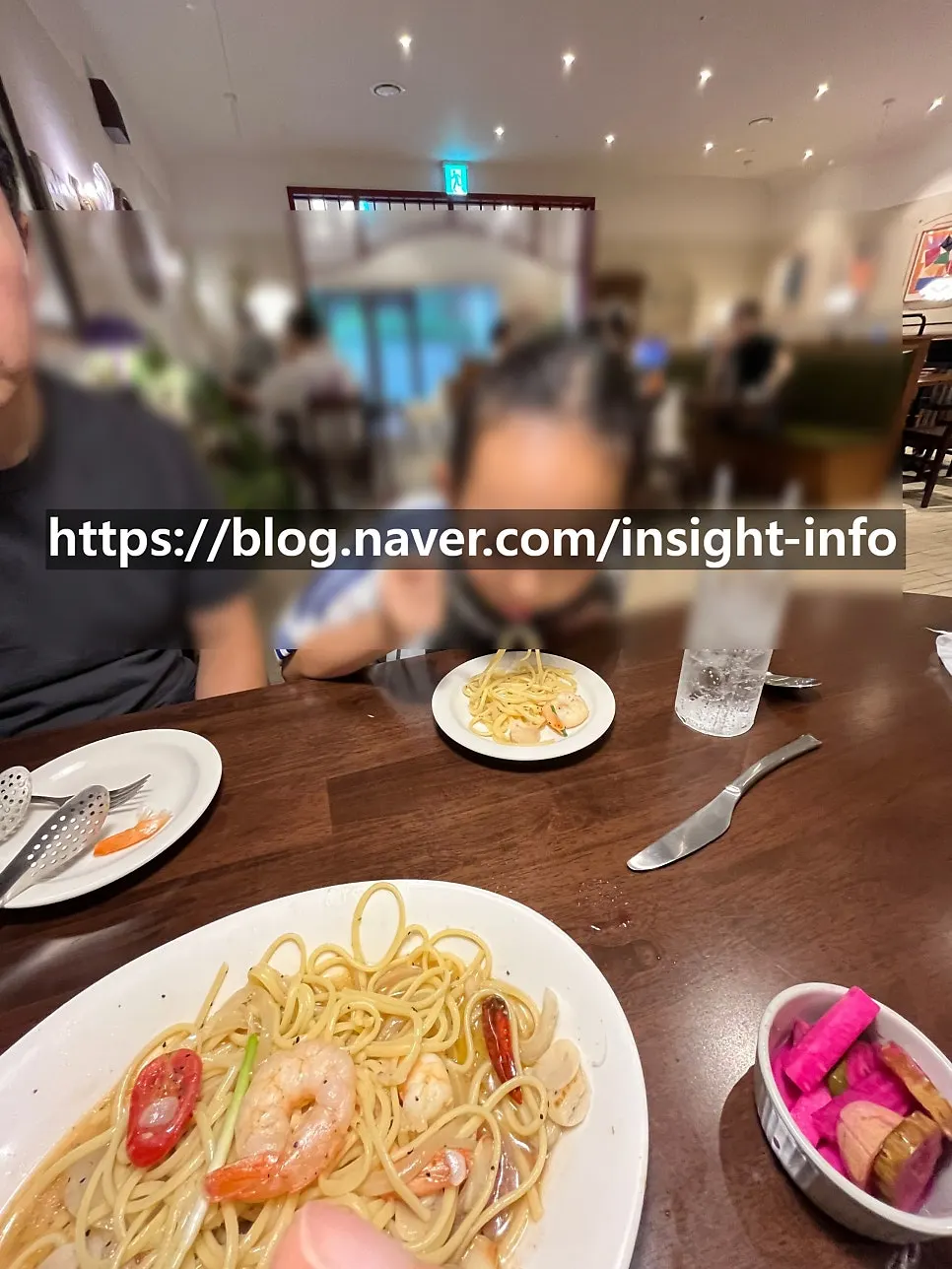 부엌간에서 나눠 먹은 파스타 한상