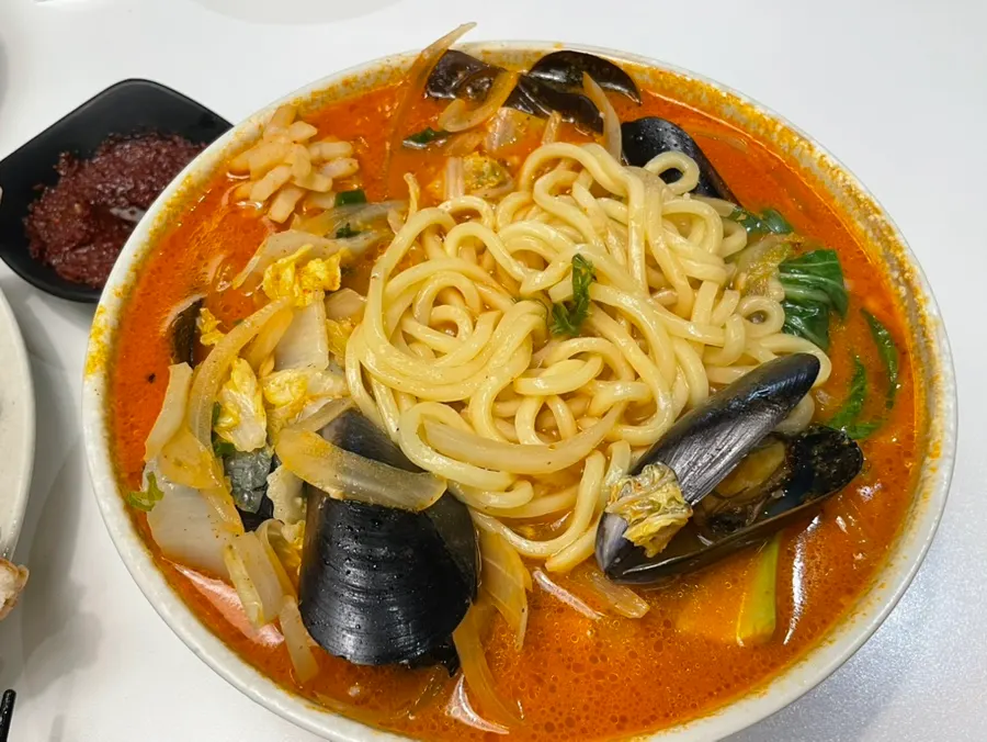 Tangsuyuk and sauce set on the table