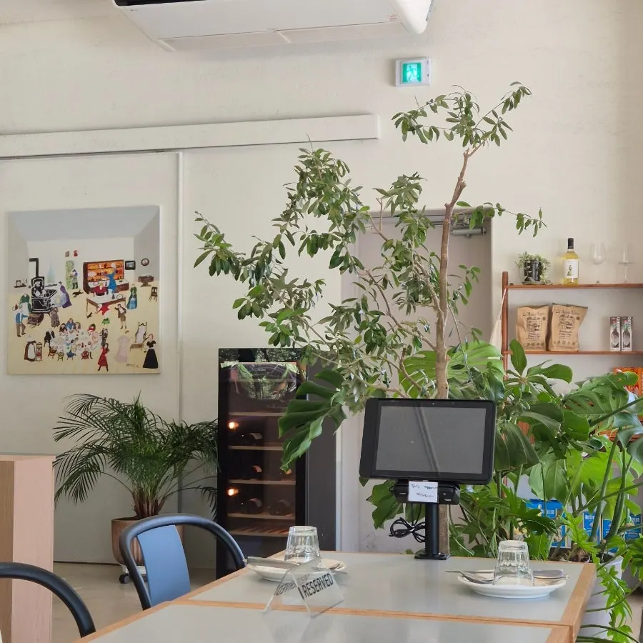 Area around the entrance of Bueokgan Suwan Branch