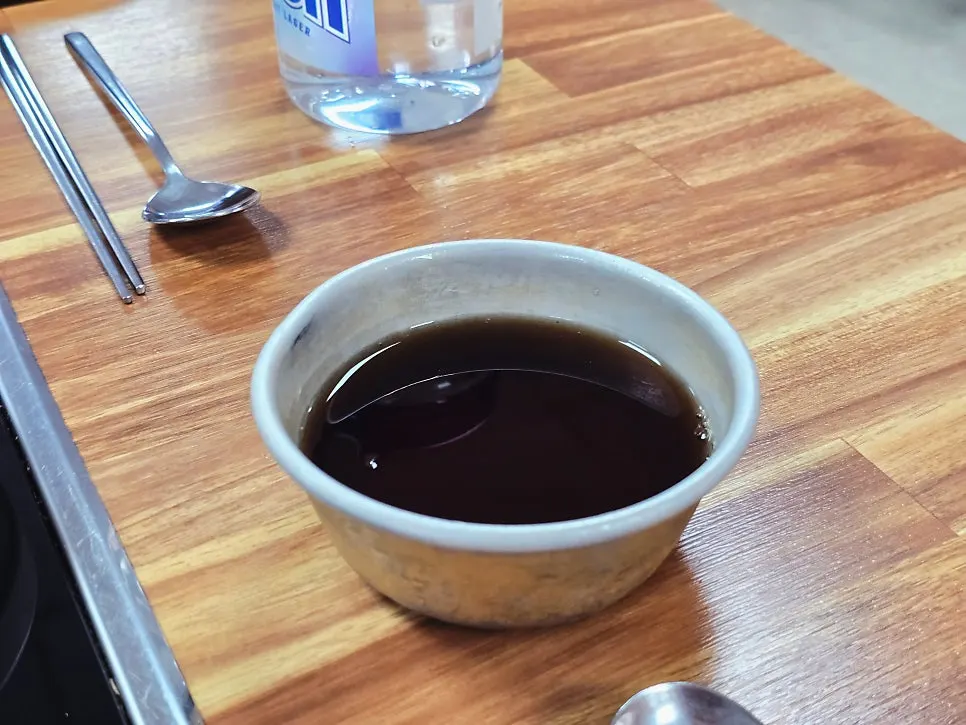 Free plum tea service corner
