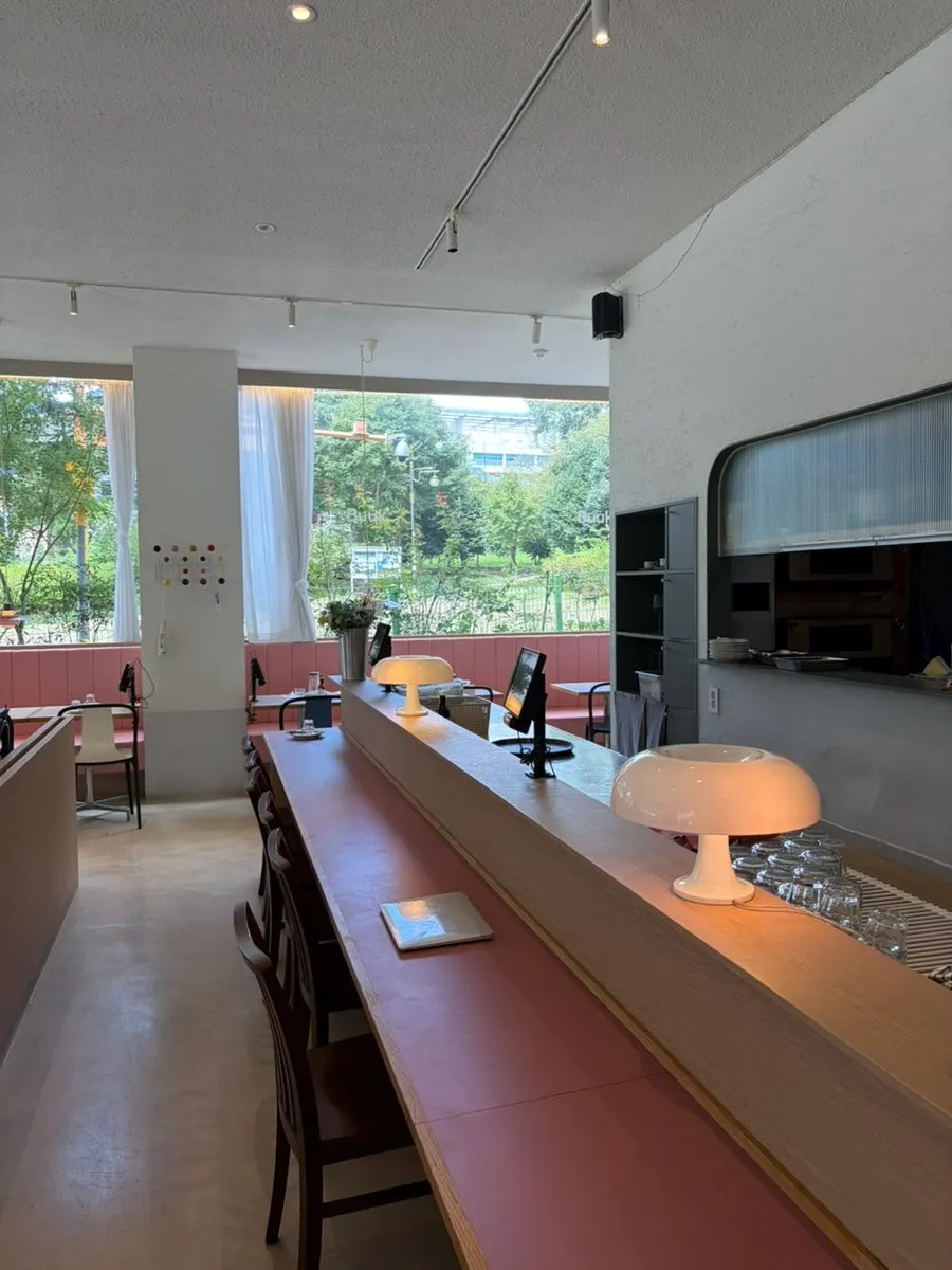 Entrance area of Bueokgan Suwan Branch