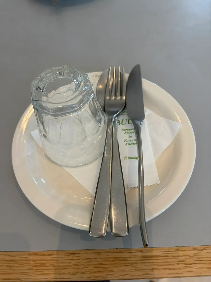 Basic table setting