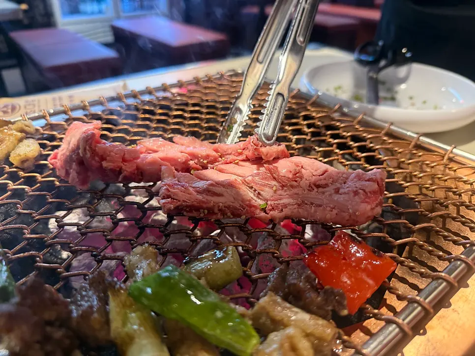 추가 주문한 갈비살 구이