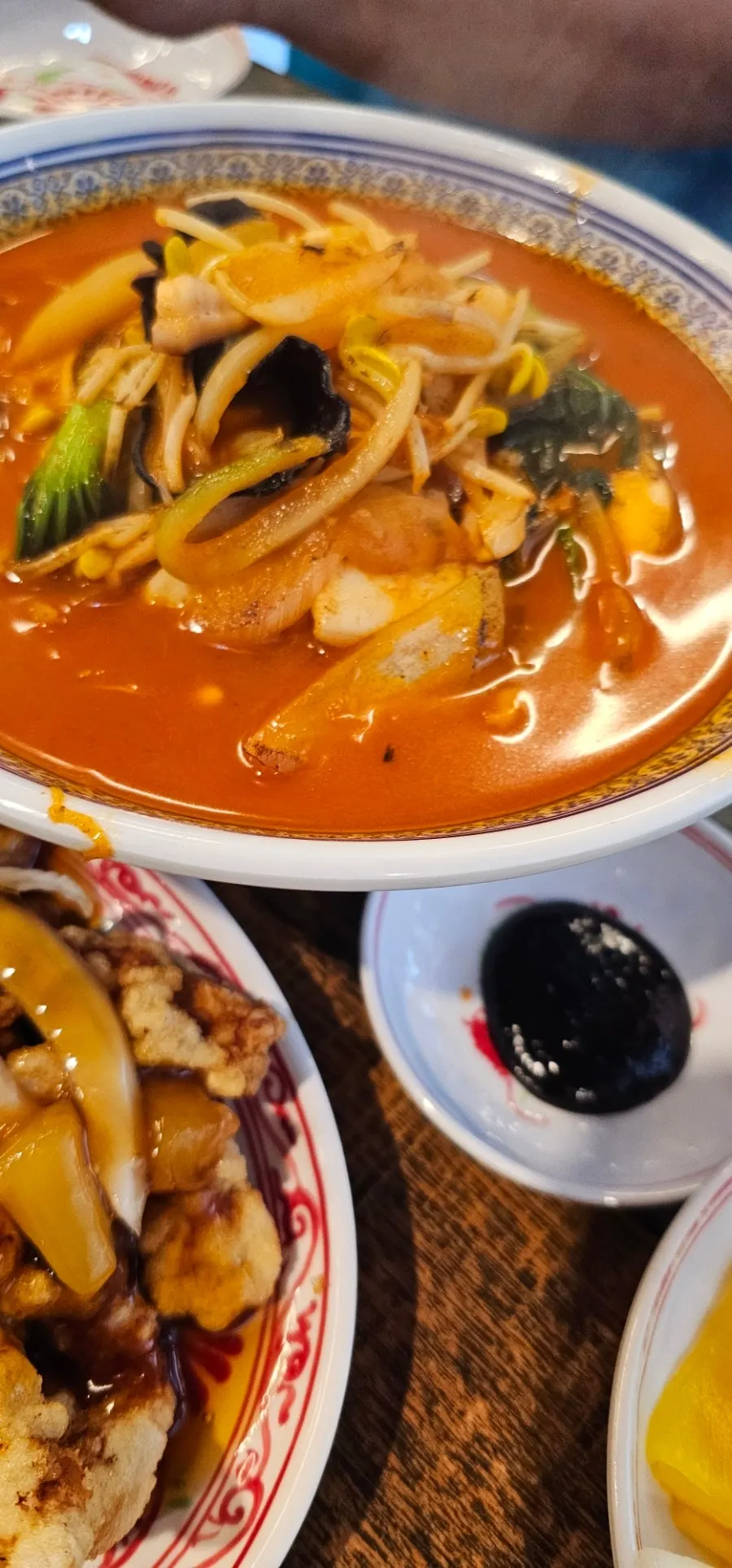 칼칼하고 진한 국물의 신오구반점 짬뽕
