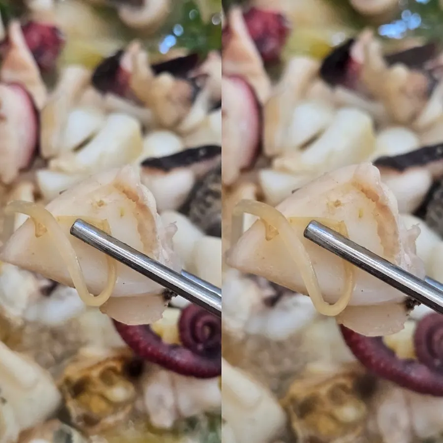 Seafood served together with the broth