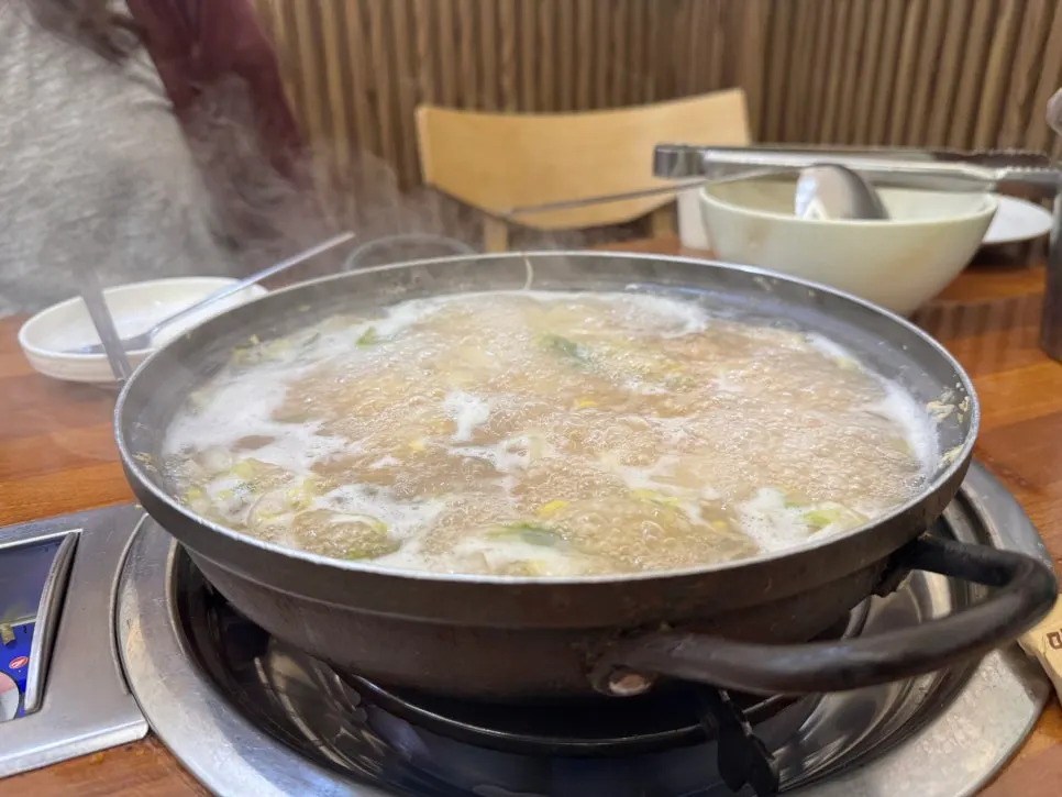 Fried cuttlefish with house special sauce