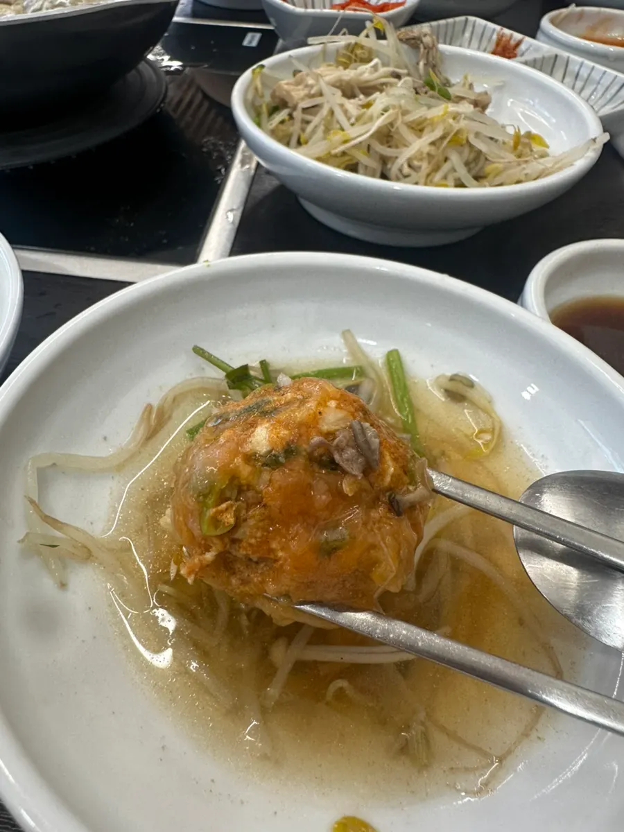 식사를 마친 테이블