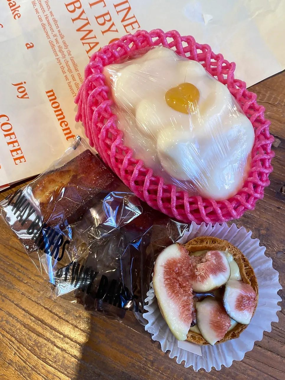 Wakppu salt bread, tart, and financiers picked together