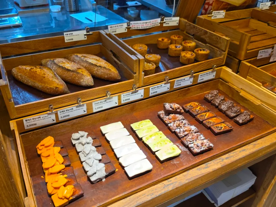 Bread display with traditional baguettes