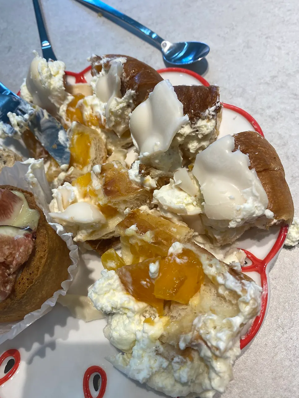 Cross-section of wakppu salt bread with yogurt cream and peach