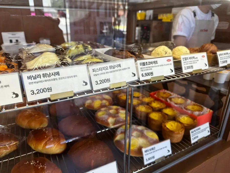 A financier set filled with five different flavors