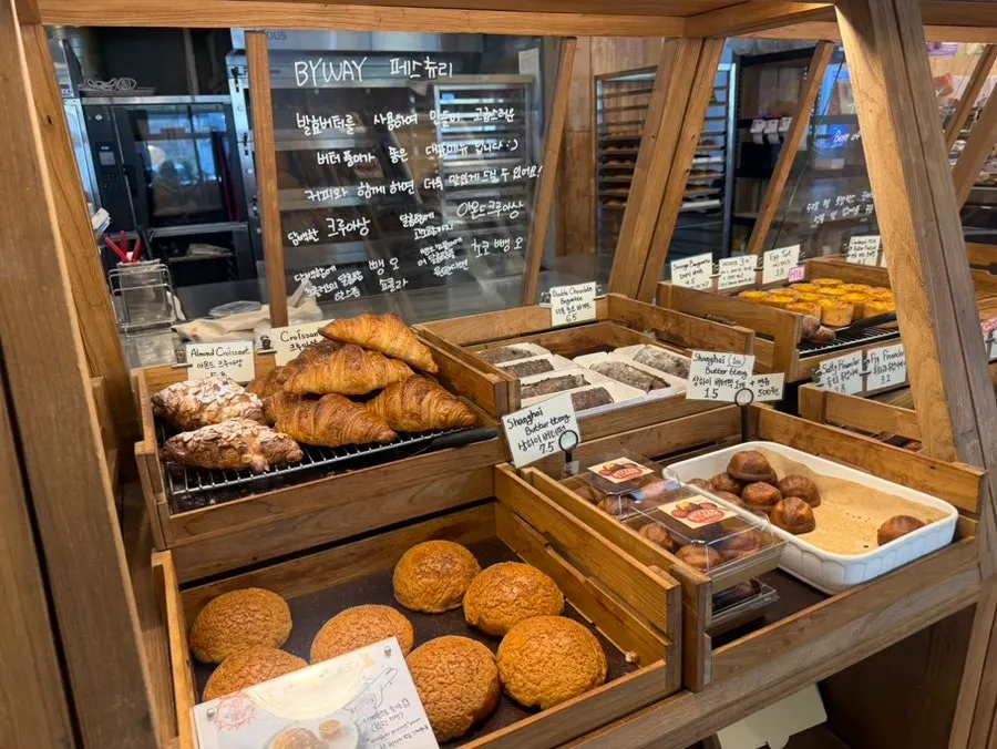 Bread display with salt bread and baguettes