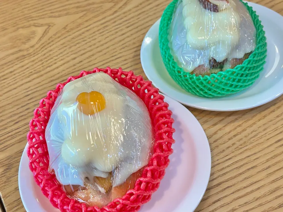Wakppu salt bread packaged in fruit netting