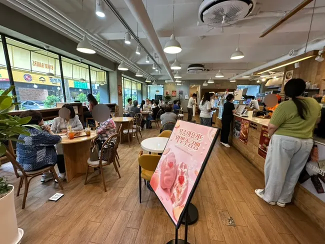 Display counter inside the bakery café