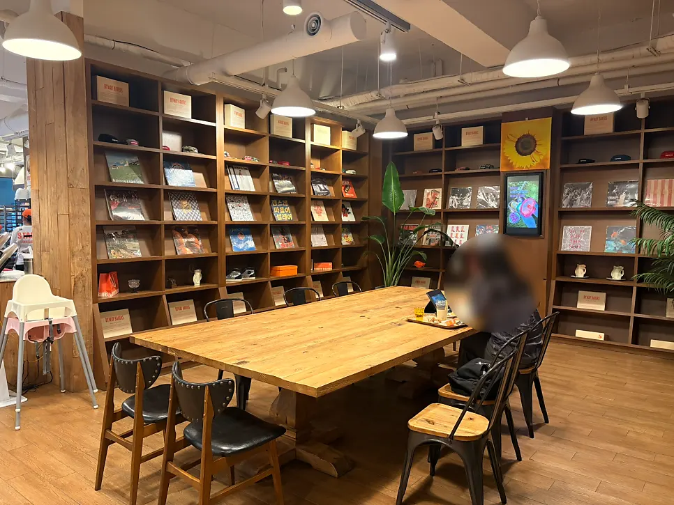 永登浦區廳站BYWAY BAKERS店面外觀