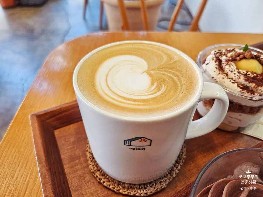 Cup of Café Buajang's caffe latte