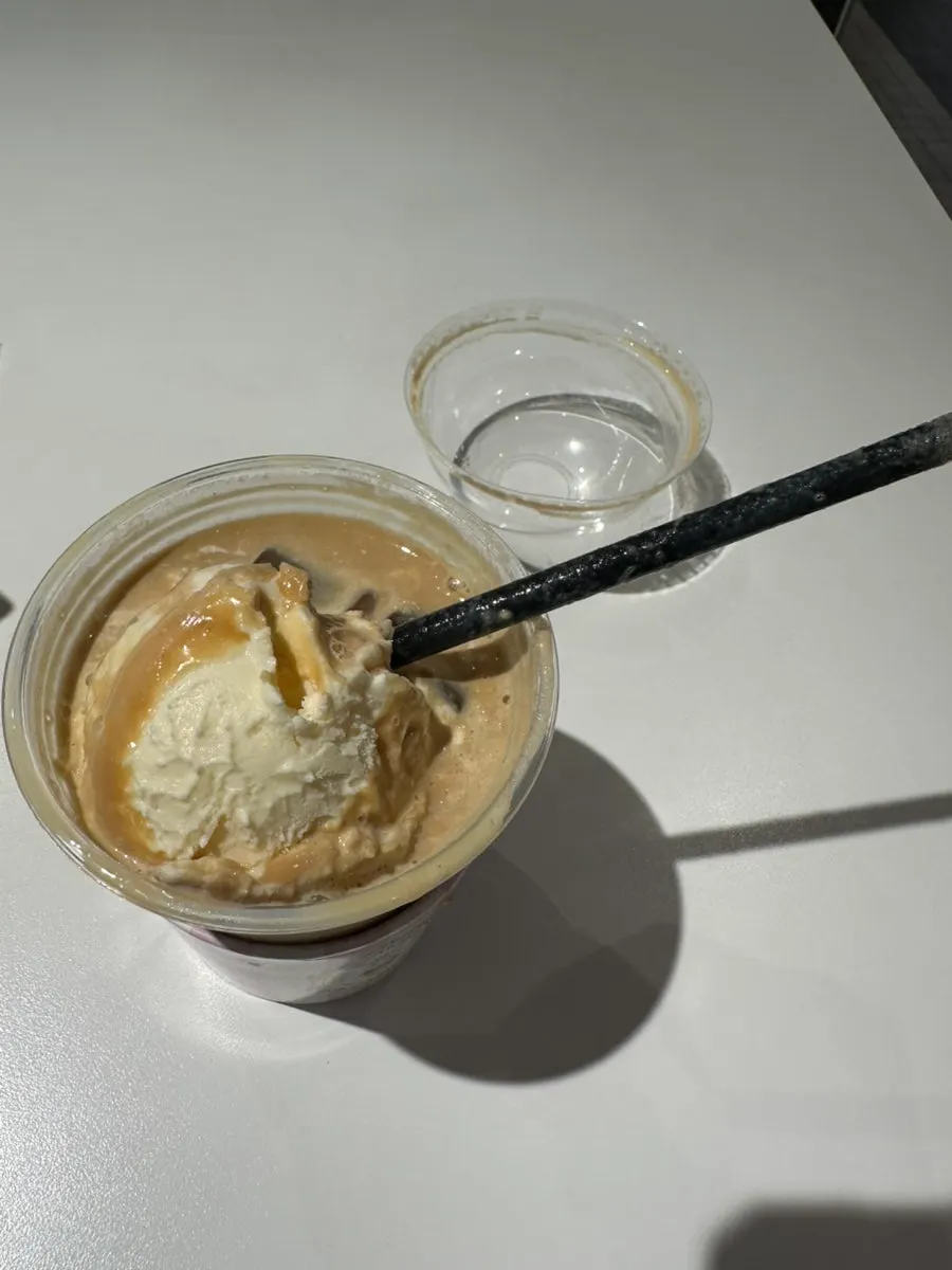 카페디아즈 카페라떼 한 잔