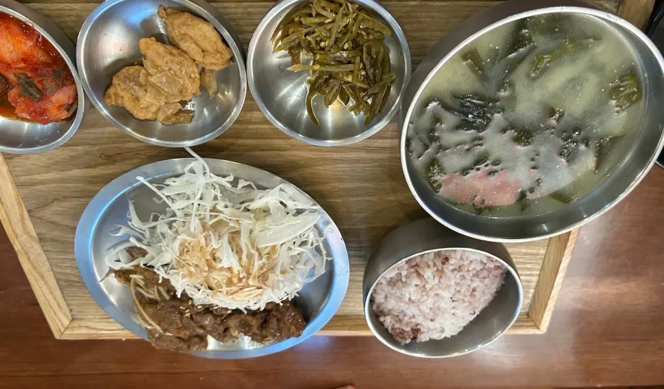 Dongyi grilled pork bulgogi rice bar with perilla seaweed soup