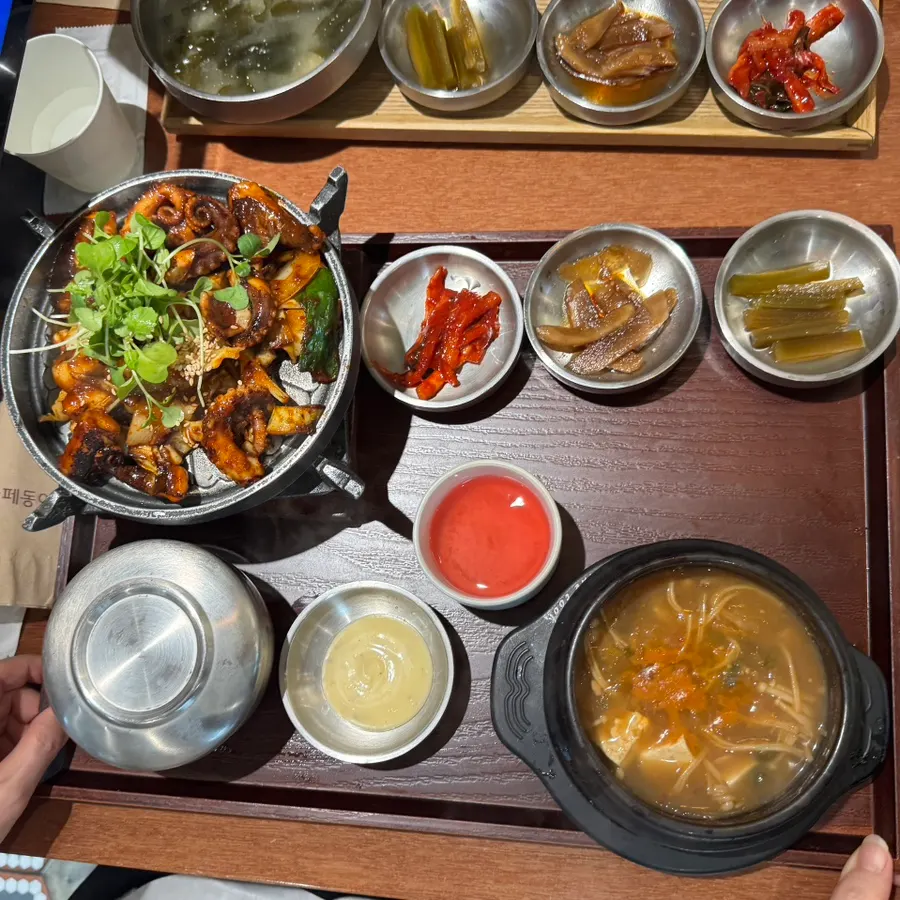 Grandma's stir-fried octopus on an individual grill