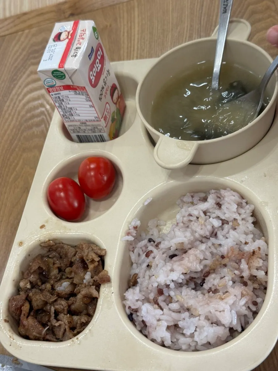 김치찌개 국물과 흰밥