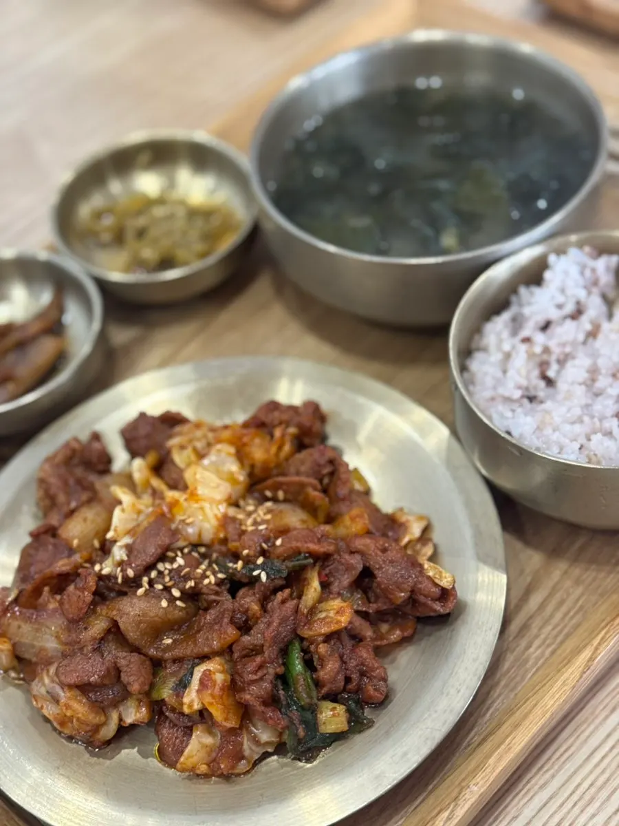 카페동이 대명점 두루치기