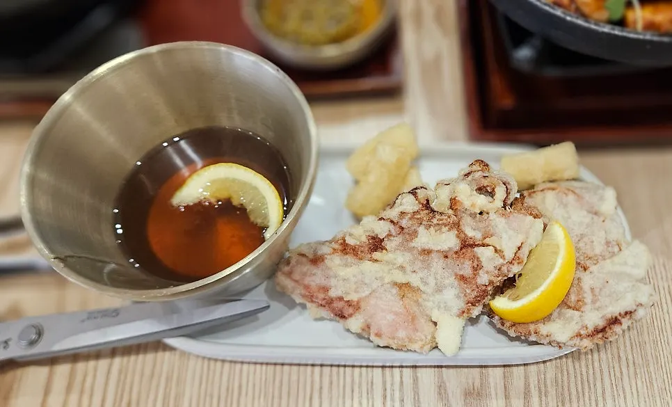 Sujeonggwa served at the end of the meal