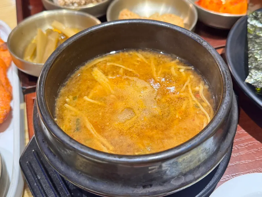 마무리 수정과와 밑반찬 구성