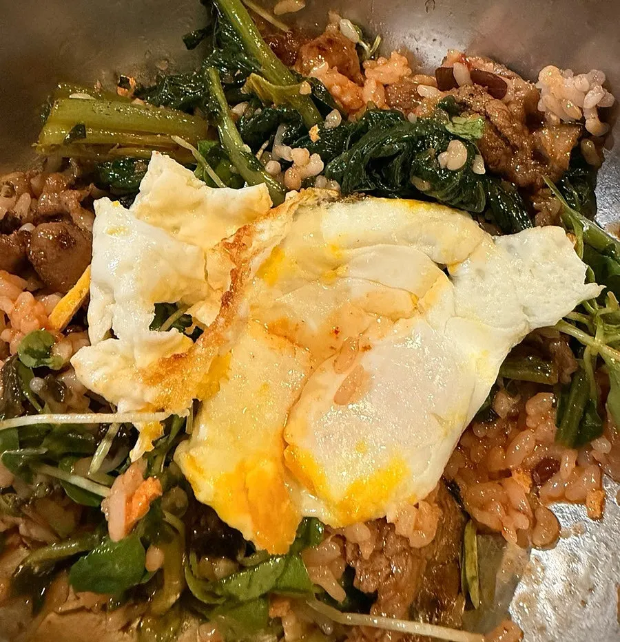 Seaweed soup and a tidy Korean meal set
