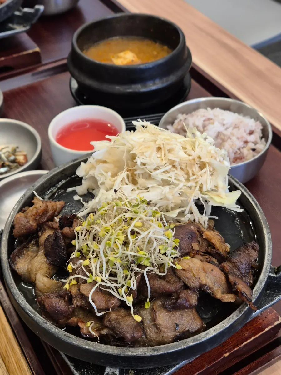 Smoky grilled pork bulgogi
