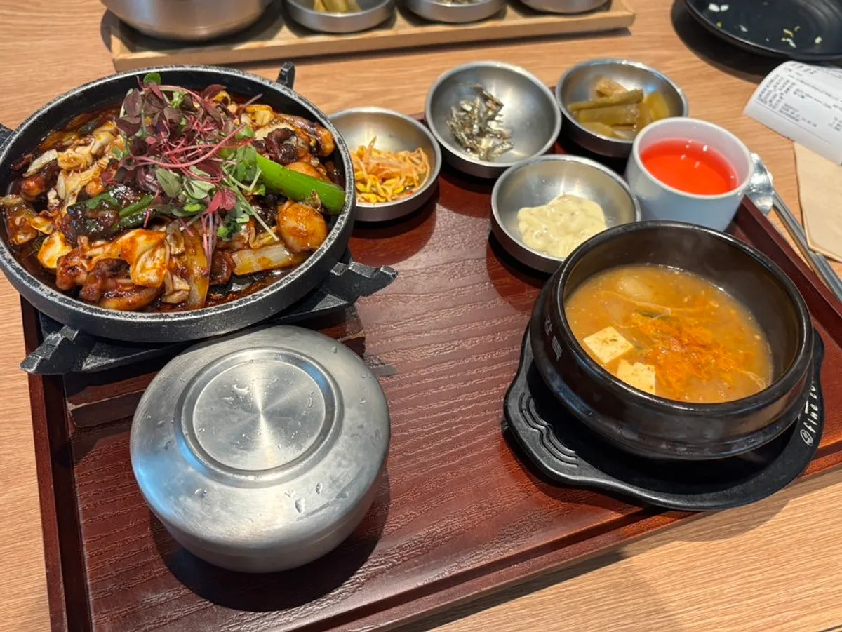 Yeolmu bibimbap served with soup and 3 side dishes