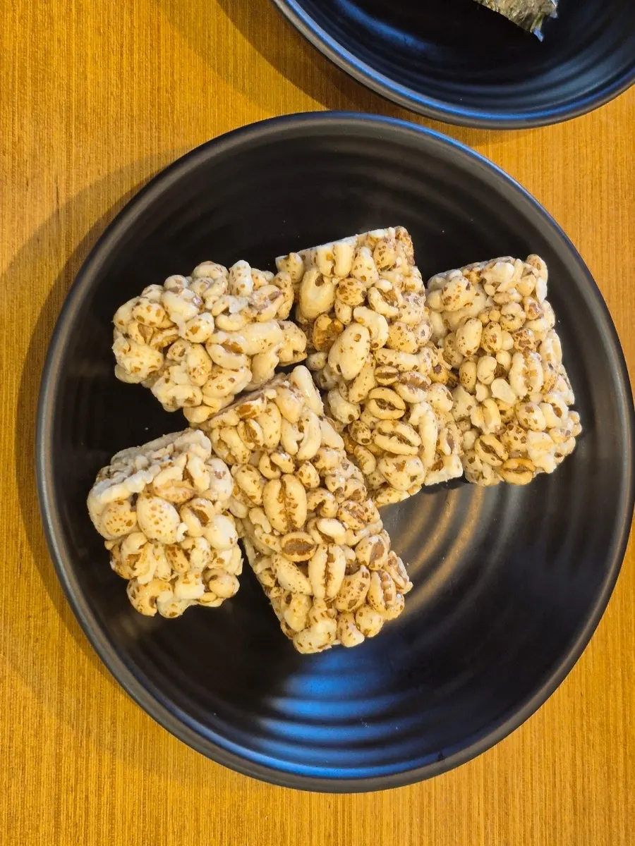 Seaweed and barley crackers brought from the self-bar