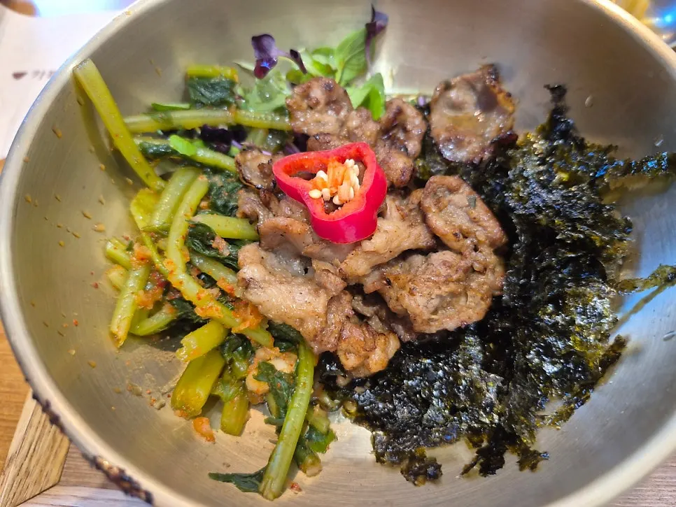 Side dishes served with the yeolmu bibimbap set