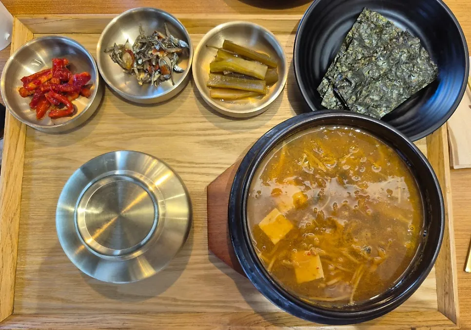 A full serving of tofu doenjang jjigae